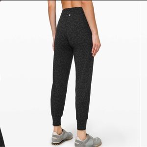 Lululemon Align Jogger size 2